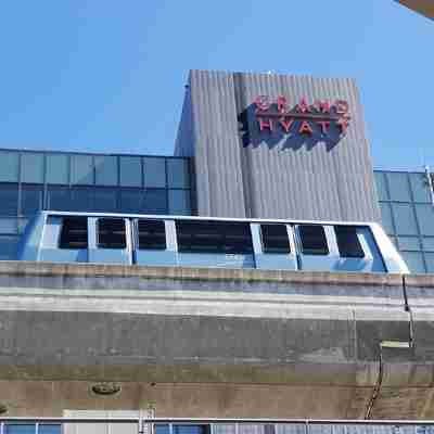 グランド ハイアット アット SFO Hotel Exterior