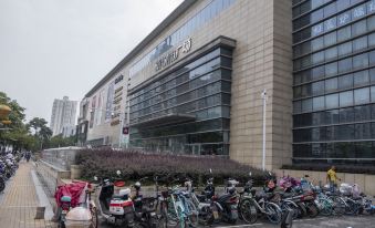 Yunzhu service apartment (Nanjing Longjiang subway station store)