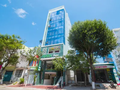 Green Hotel Quy Nhon - Hostel Hotels in 