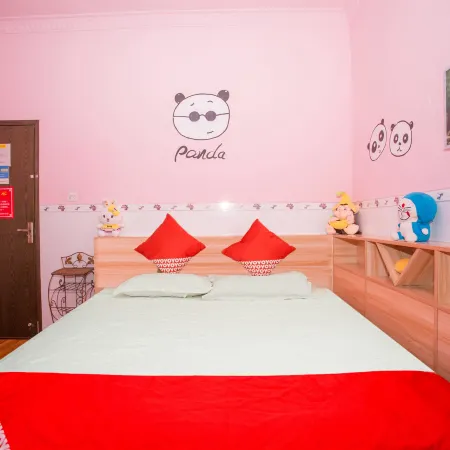 OYO Changde These Years Themed Hotel (Wenli College)