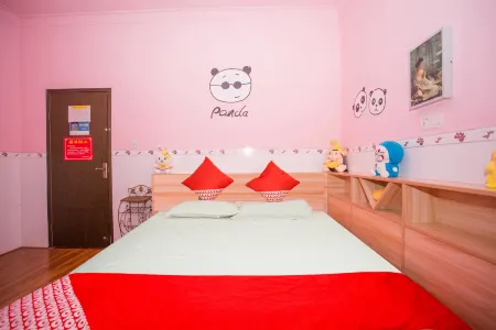 OYO Changde These Years Themed Hotel (Wenli College) Отели рядом с достопримечательностью «Hunan University of Arts and Science (East to Changjiashan Community Health Service Station)»