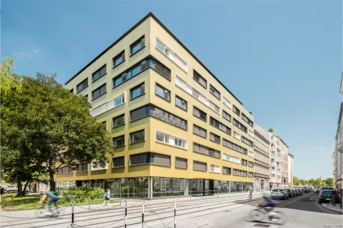 myNext - Hotel Leo - parking