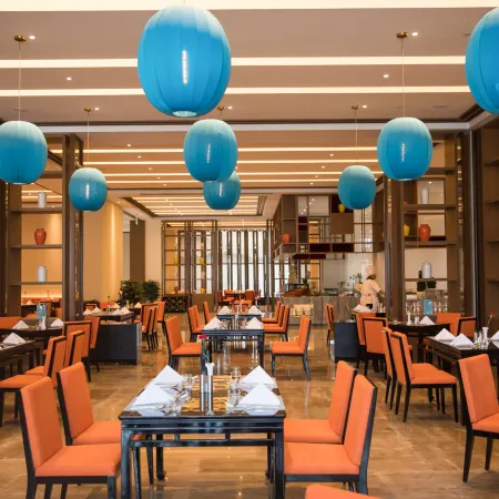 Wyndham Grand Plaza Royale Zhaotong Отели в г. Чжаотун