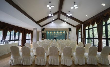 Fengyasong Holiday Hotel - Housity