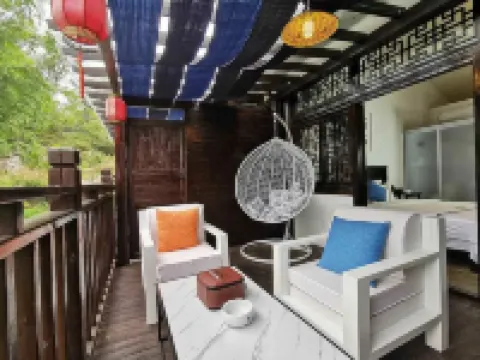 Xingyi Mountain Breeze Inn