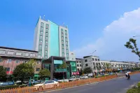 City Comfort Inn Hotel (Xianning Yinquan Avenue) Hotel in zona Hubei University of Science and Engineering Students' News Agency