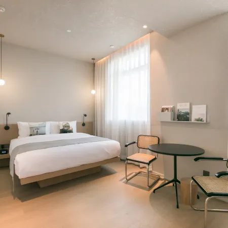 Read and Rest Hotel