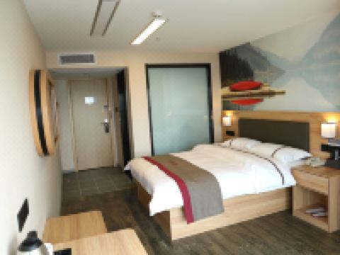 尚客优连锁酒店(合肥滨湖高速时代广场店) - 特惠大床房