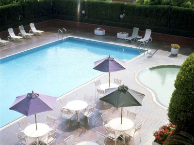 屋外プール アートホテル鹿児島の写真