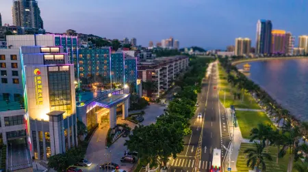 Kingward International Hotel Отели рядом с достопримечательностью «Gong Amusement Park»