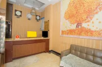 Qujing Jingshu Hotel