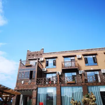 Bonthic Mountain Courtyard Holiday Hotel