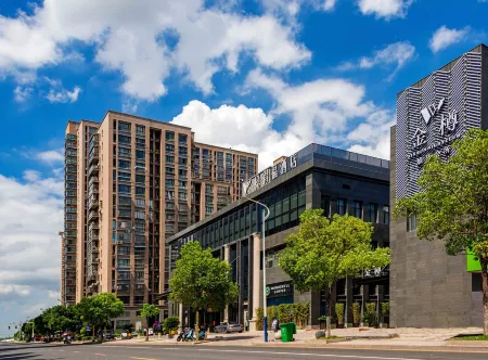 Taicang Wendefu Hotel (Liuhe Ancient Town) Отели рядом с достопримечательностью «Yangtze Estuary Tourist Resort in Taicang, Jiangsu Province»