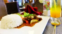 ホテル グランド カルティカ サマリンダ - 朝食