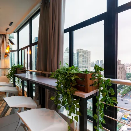 Shanghai Left and Right Getiao Apartment