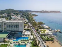 Divani Apollon Palace & Thalasso Hotels in Vari-Voula-Vouliagmeni