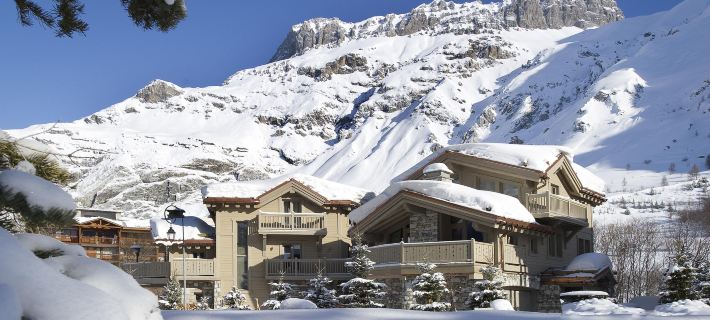 Hotel le K2 Altitude Hotels in Courchevel