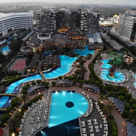 Limak Lara Deluxe Hotel & Resort Antalya