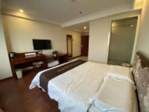 迁安柏悦森酒店 - 零压大床房