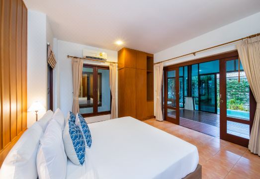 4. 블루 마린 후아..