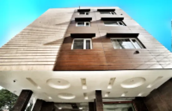 Hotel Aerocity Purple Orchid