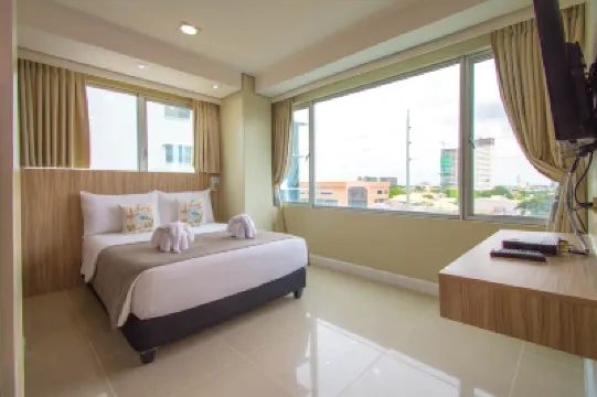 アリシア アパーテル のホテル