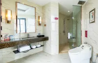 Jiaqi Landscape Hotel - balcony