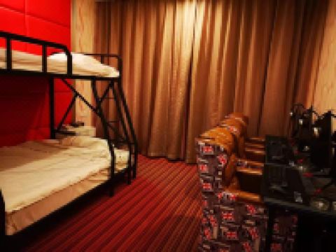 许昌金佰瀚温泉宾馆 - 电竞三人间