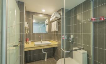 Shankee Hotel (Guiyang North Railway Station)