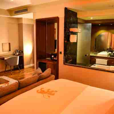 Cratos Premium Hotel Casino & Spa Rooms