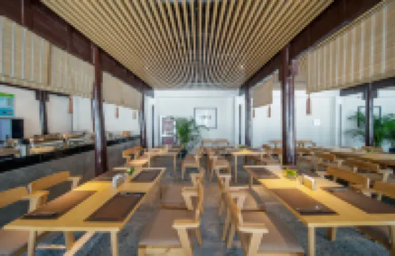 Kaiyuan Life Lujia Inn