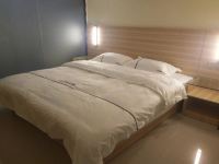 清远汶庭酒店公寓 - 精致一室大床房