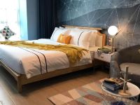 燕蜗酒店式公寓(长沙中海国际店) - 轻奢影视大床房