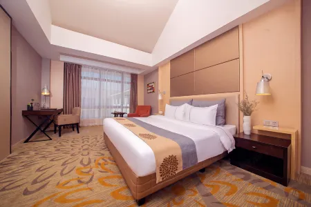 Litz Oceanview Hotel (Huandao Road)