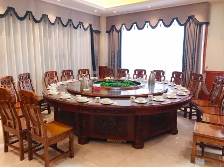 Yanzhu Hotel Отели в г. Аньхуа