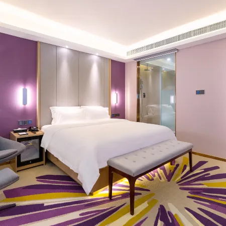 Lavande Hotel (Luxian Station Yuchan Avenue Branch)
