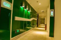 シ帰馨港エコノミーホテル