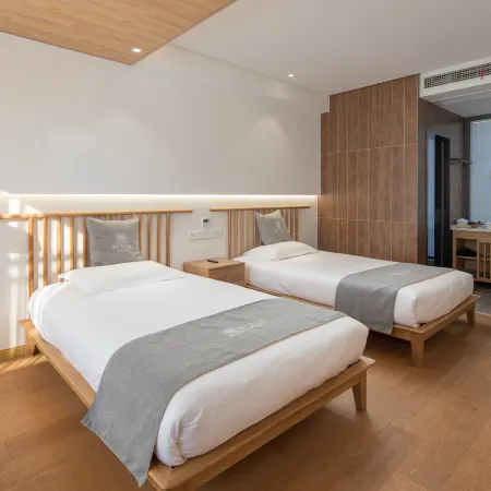 Zengguanghe Shanju B&B