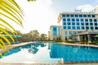 Muong Thanh Holiday Quang Binh Hotel - ที่มีสระว่ายน้ำ