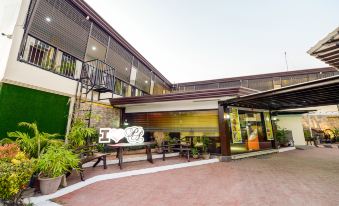 OYO 418 Pensionne Alonso - Housity