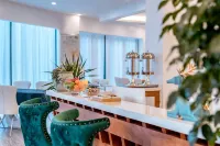 Guyue Yueyaju Lake View Guesthouse