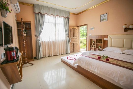 北海涠洲岛滴水丹屏临海民宿