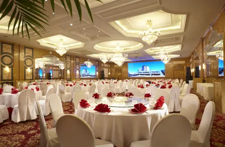 East Hotel Отели в г. Далянь