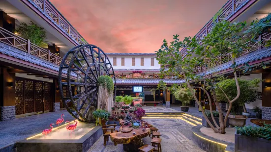 Best Li Rezen Hotel (Lijiang Old Town Waterwheel)