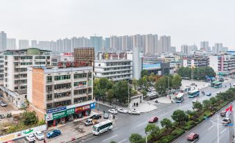 Vienna International Hotel (Shaoyang North Bus Station)