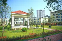 Vienna Hotel (Shaoguan Renhua Danxia Mountain Scenic Area Branch)