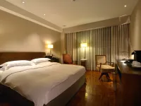 Les Suites Taipei Ching-Cheng Hotels near Urban One
