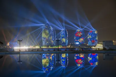 Phoenix Island Resort Sanya Hotels near No.1 Farmers Market