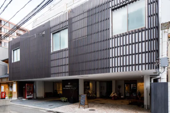 Kanazawa Station Hotel