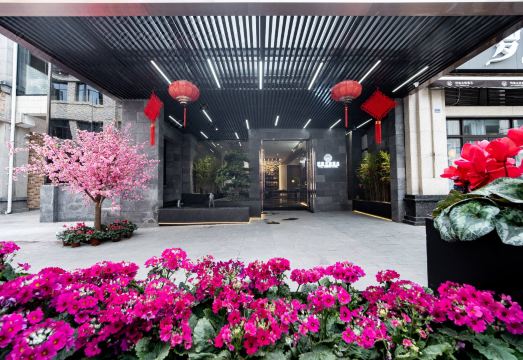 폴리 가든 호텔